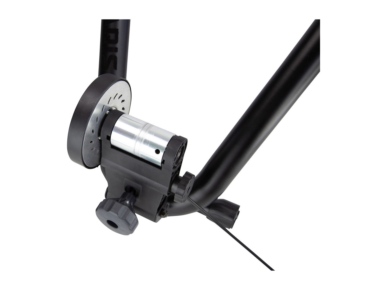 Saris 9902T Mag+ Trainer on sale discount | Giant Bicycles US