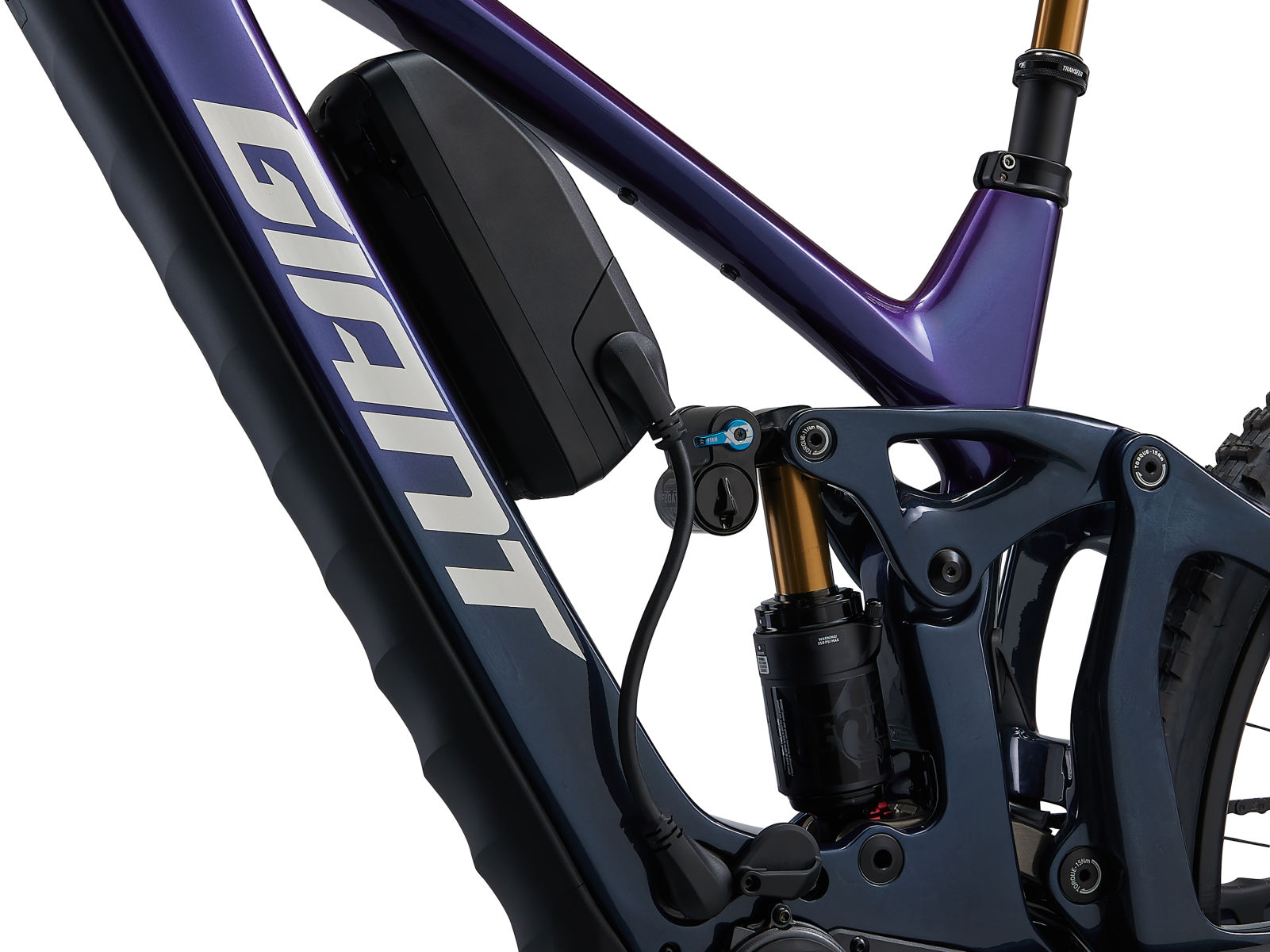 Giant Reign Advanced E+ 0 close up component detail