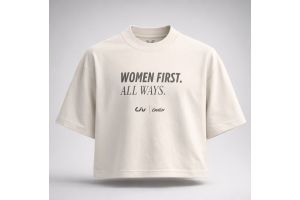 Liv T-Shirt Women first. All Ways.