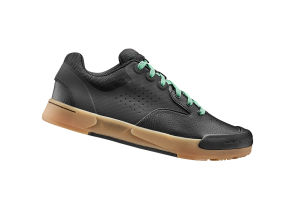 Shuttle Flat Shoe