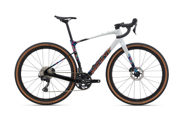 Revolt Advanced 0 SE