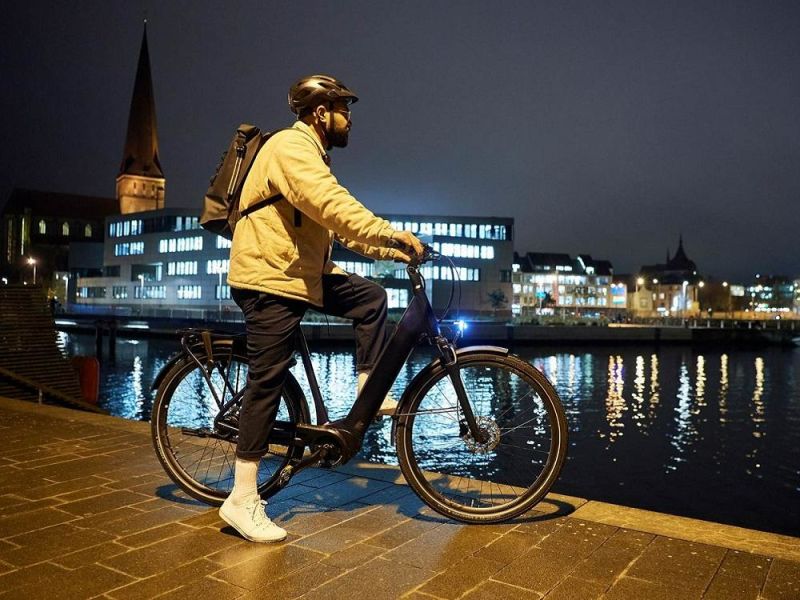 Vélo de ville électrique