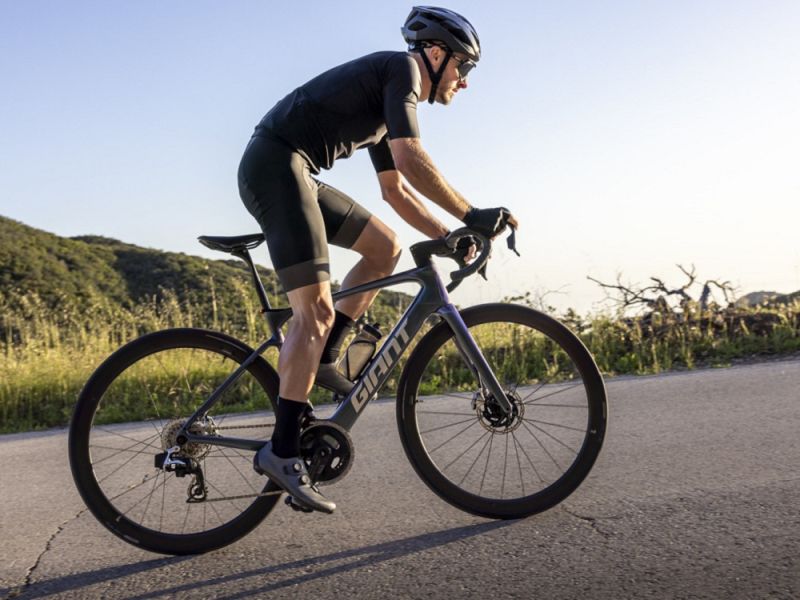 Pratique du vélo de Route électrique