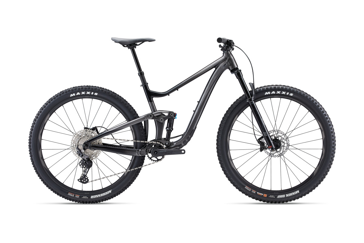 Giant Trance 29 2 2022 in Metallic Black
