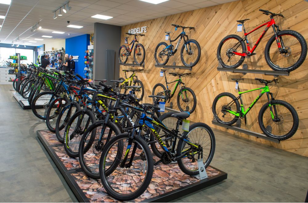 About Us Giant Bicycles Giant Newport Pagnell