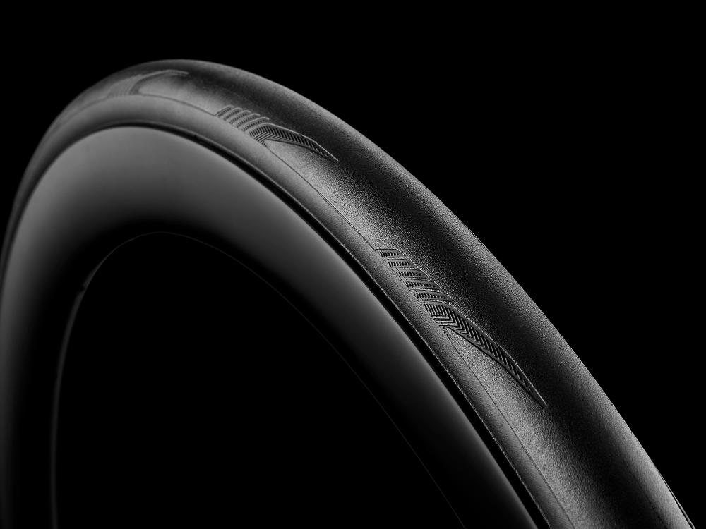 CADEX Race GC Tubeless Tire with interactive tooltips