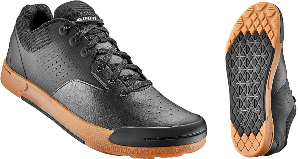 Shuttle Flat with interactive tooltips