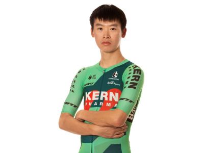 Ho Yen Yi