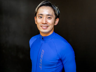 色川 岳宏