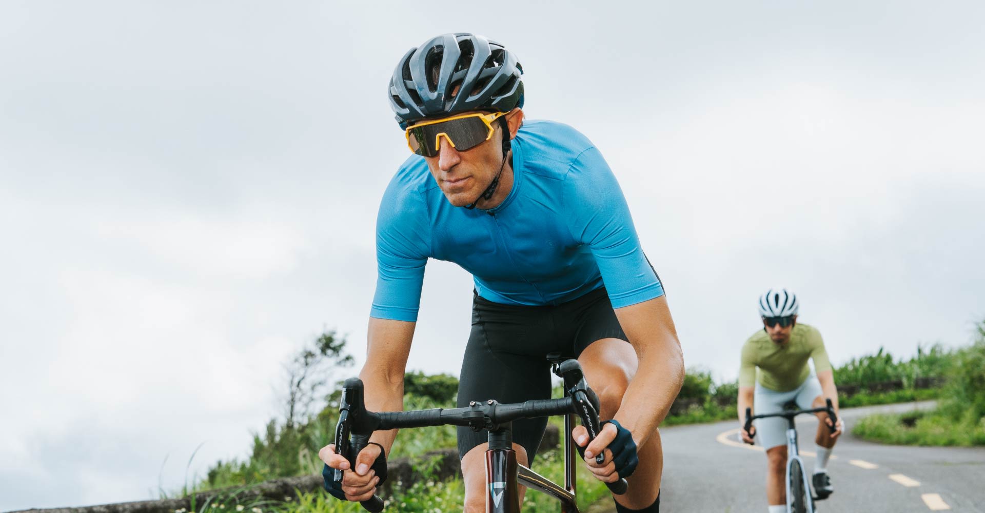 cyclist with aurea sunglasses