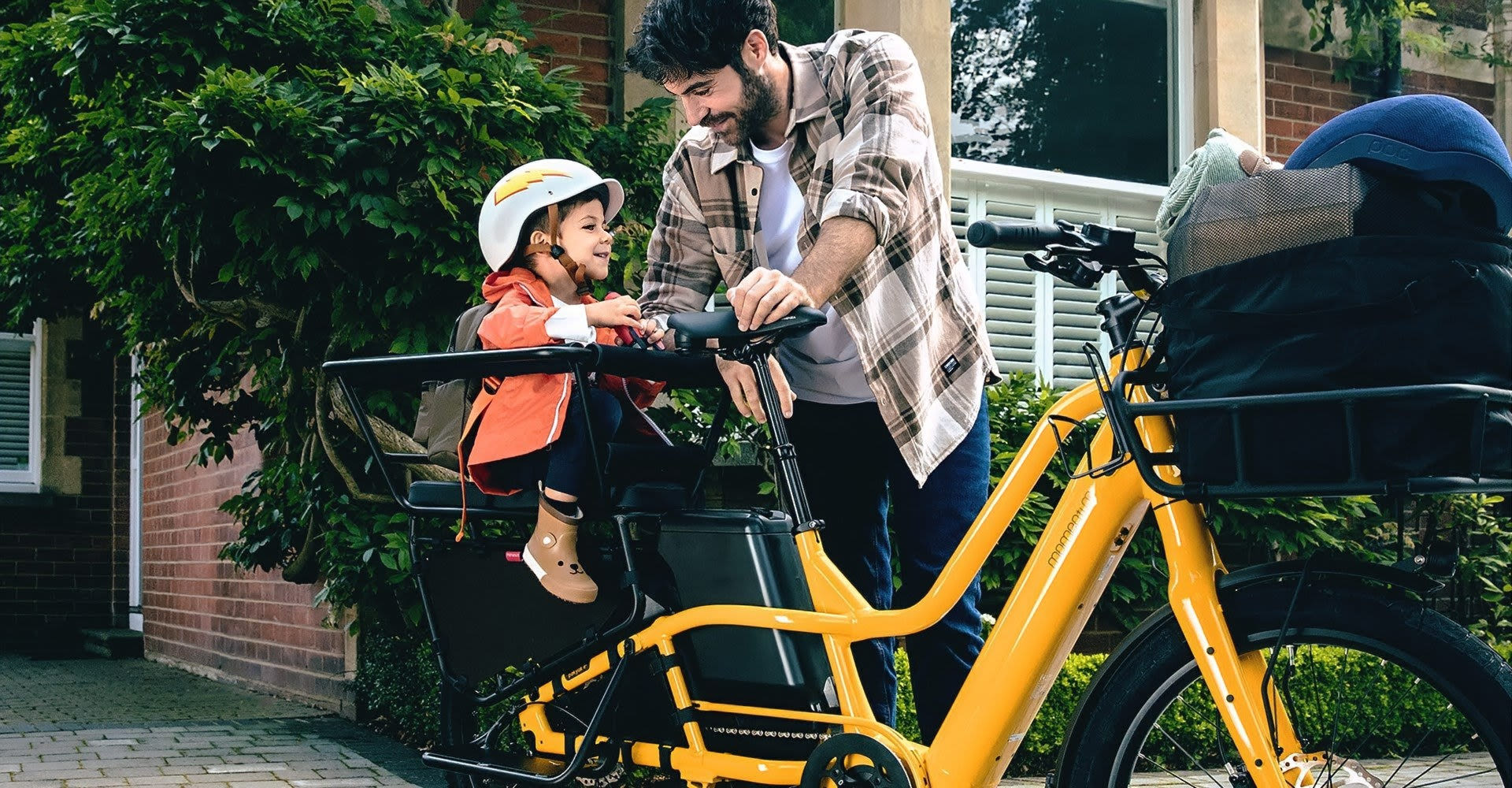 Carry kids or pets on your cargo ebike and make your commute fun