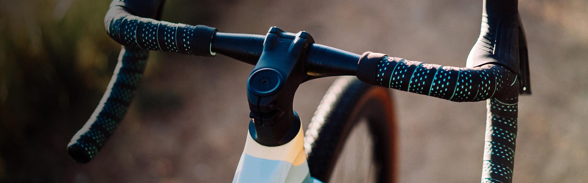closeup of cockpit of gravel bike