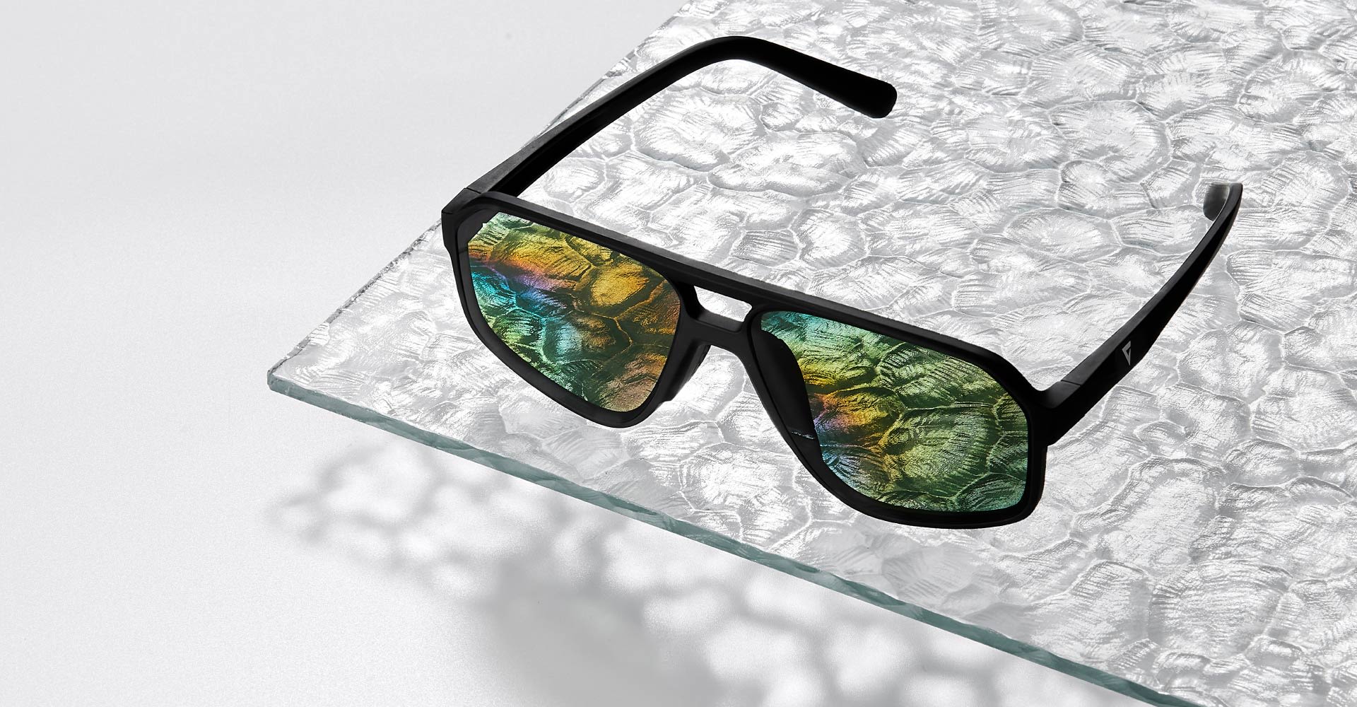 Yuma sunglasses in studio setting