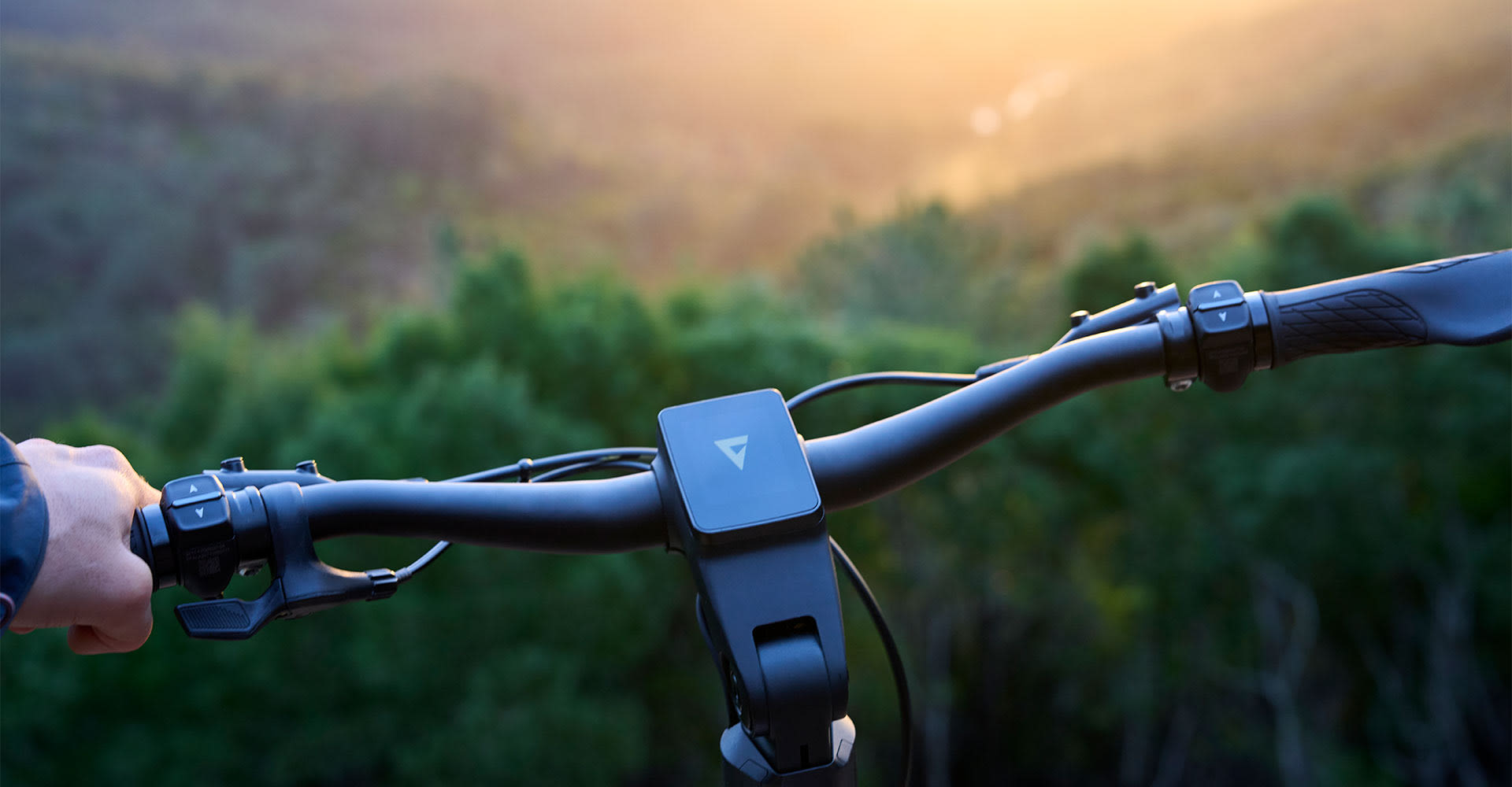 RideControl Dash overlooking a sunset.