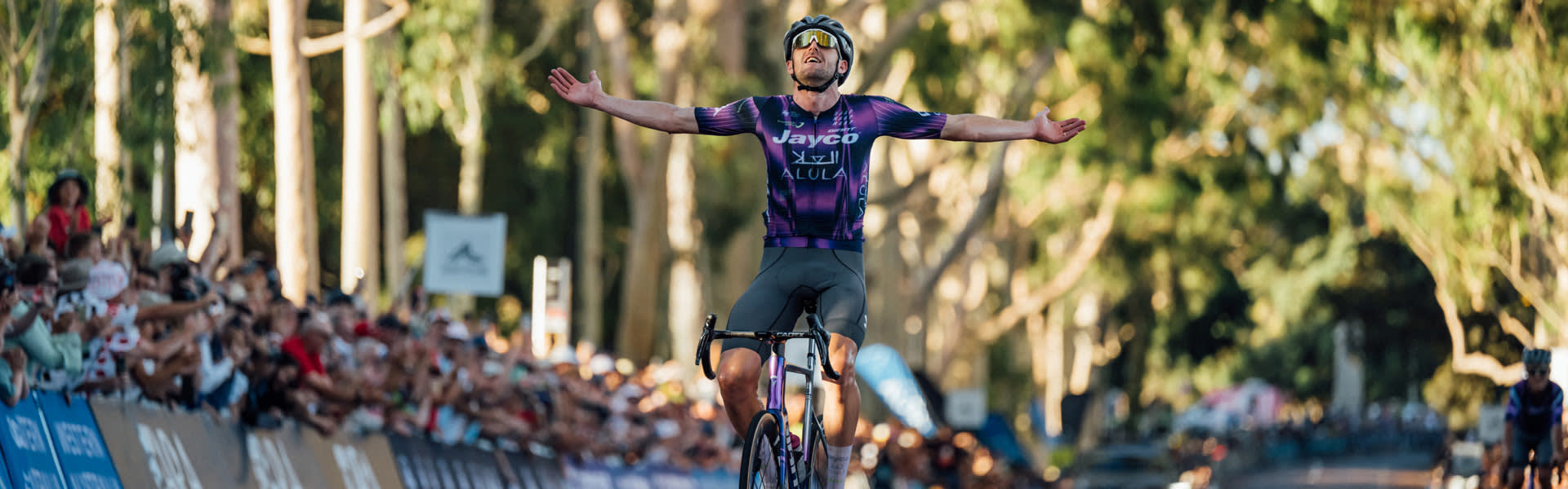 Team Jayco AlUla | Giant Bicycles Japan 日本