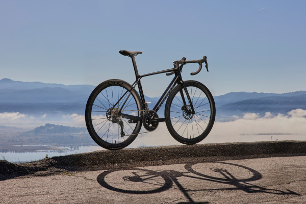 The Total Race Bike | TCR Advanced Pro Frameset | Giant