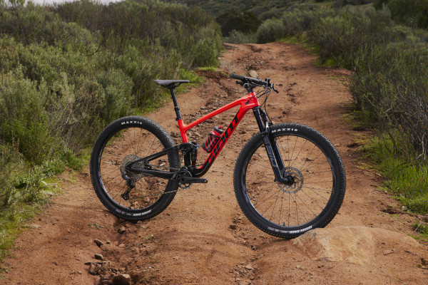 Giant anthem e bike hotsell