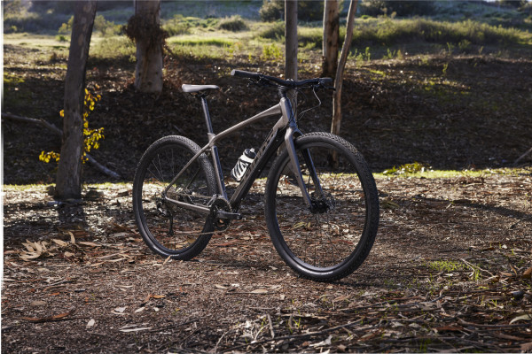 Giant toughroad slr 2 weight clearance