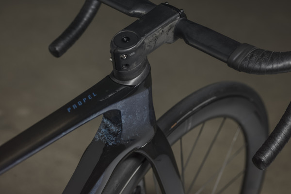 Propel Advanced SL 1 (2023) | Aero Race bike | Giant