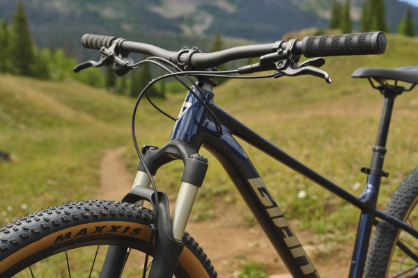 Talon 2025 Giant Bicycles UK