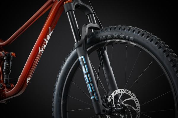 Faith (2025) | Trail bike | Giant Bicycles Japan 日本