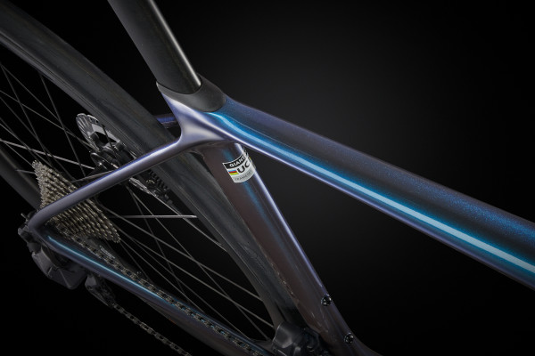 The Total Race Bike | TCR Advanced Pro 0 Di2 | Giant Bicycles US