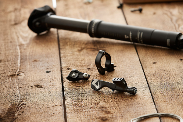 Contact Switch AT Seatpost | Giant Bicycles Japan 日本 Contact Switch AT Seatpost | Giant Bicycles Japan 日本