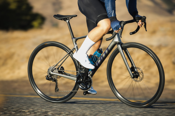 Ultra Comfort Endurance Road Bike Giant Defy Advanced 1 Giant Bicycles UK