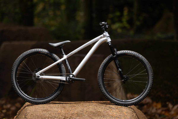 STP 26 (2026) | Dirt Jumper bike | Giant Bicycles Japan 日本