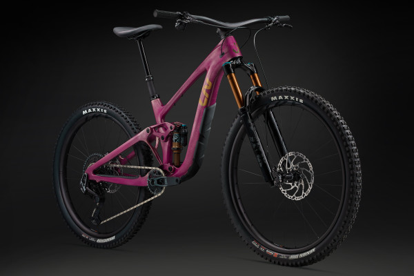 Intrigue X Advanced 0 2024 Women Trail bike Liv Cycling UK
