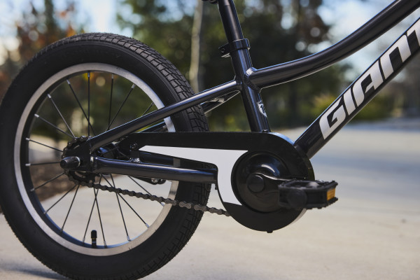 Animator C B 16 2024 First Bike bike Giant Bicycles Australia