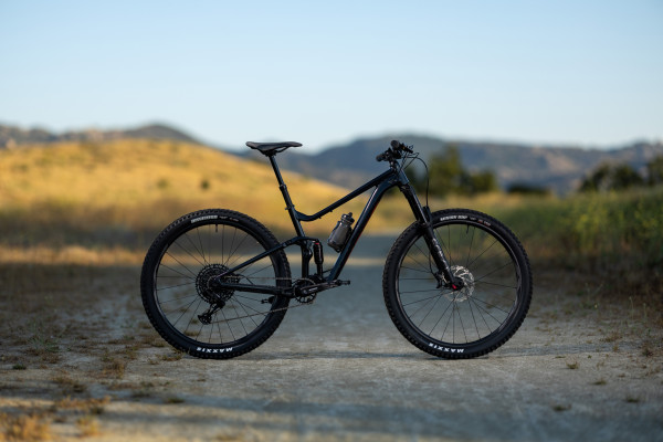 Stance 29 1 2024 Trail bike Giant Bicycles Canada