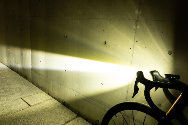 Recon HL1200 Front Bike Light | Giant Bicycles Canada | Giant