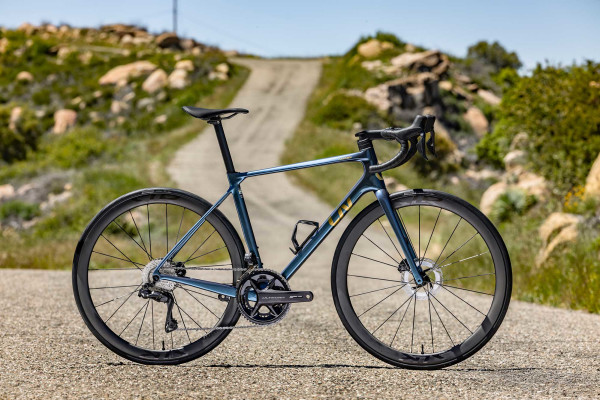 Langma Advanced Pro 0 PC (2025) | Women Race bike | Liv