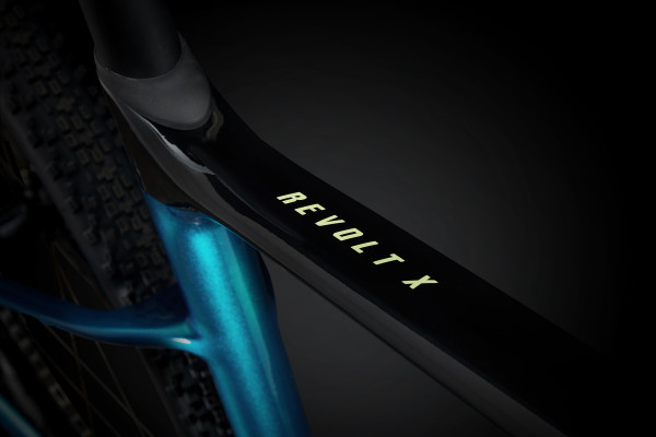 Revolt X Advanced Pro 2 (2024) | Gravel bike | Giant Bicycles Canada