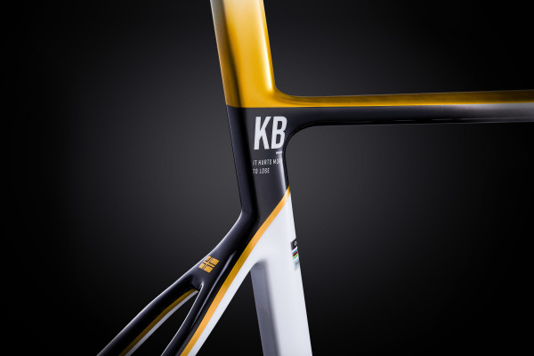 Giant propel yellow top