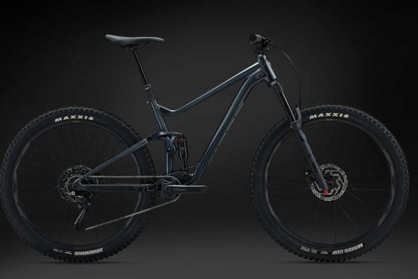 Giant stance 29 2025