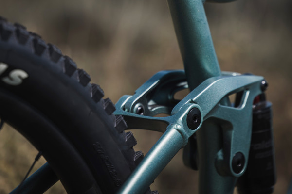 Contact Switch AT Seatpost | Giant Bicycles Japan 日本