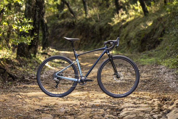 Revolt X 1 (2023) | Gravel bike | Giant Bicycles Iceland