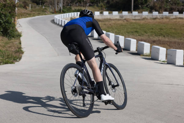 Race Day Bib Shorts (2024) | Giant Bicycles Japan 日本