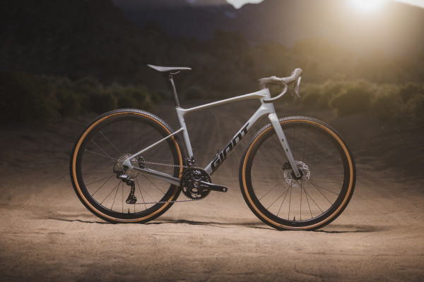 Revolt Advanced 0 2025 Gravel bike Giant Bicycles Canada