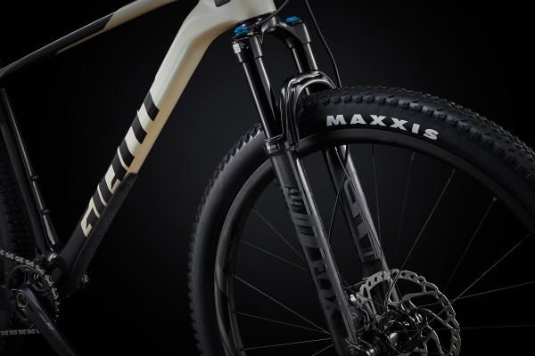 XTC Advanced 29er 1 (2024) | XC bike | Giant Bicycles Japan 日本