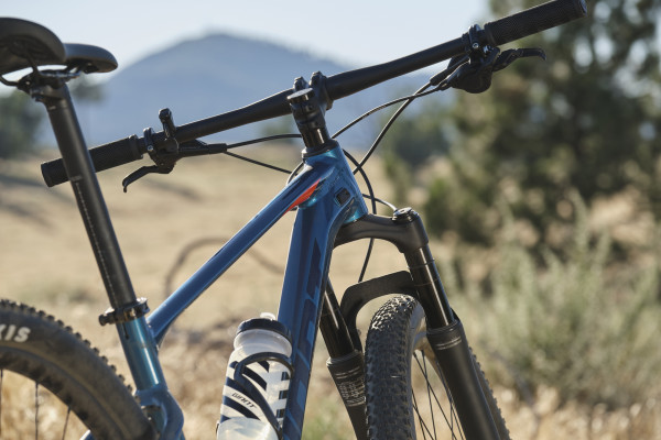 Giant xtc slr 2 2021 price top