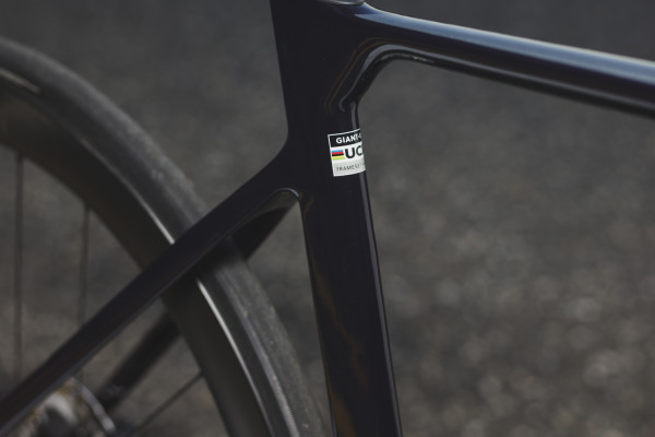 商品画像：Giant Official Gear 2023 New Propel Giant Contact SLR Aero 3