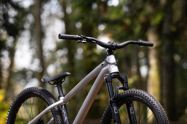 STP 26 (2026) | Dirt Jumper bike | Giant Bicycles US