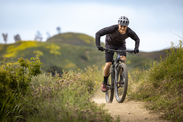 Fathom 29 1 2023 Trail bike Giant Bicycles UK