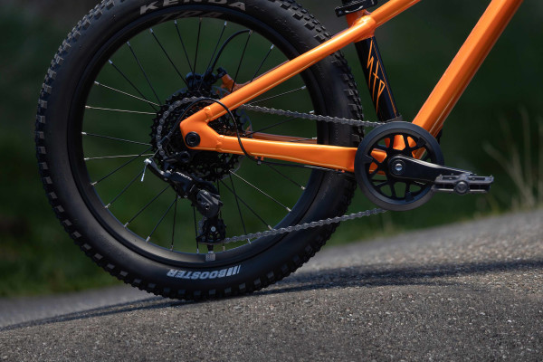 STP 20 (Carbon Fork) (2026) | Dirt Jumper bike | Giant Bicycles