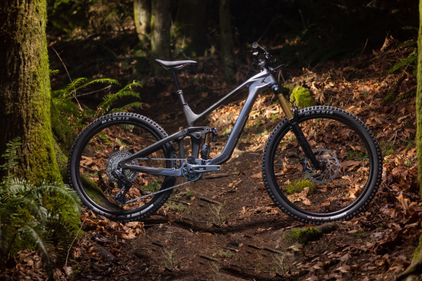 Reign Advanced 1 (2025) | Enduro bike | Giant Bicycles US