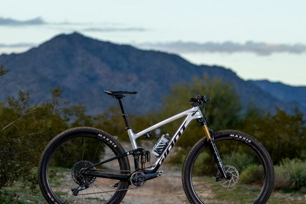 自転車本体 GIANT ANTHEM ADVANCED 2019 GIANT Bicycles | ANTHEM ADVANCED 29ER 1