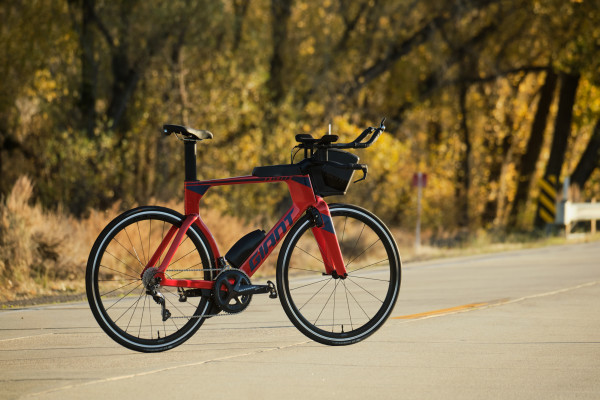 Trinity Advanced Pro 2 2022 Triathlon TT bike Giant Bicycles UK